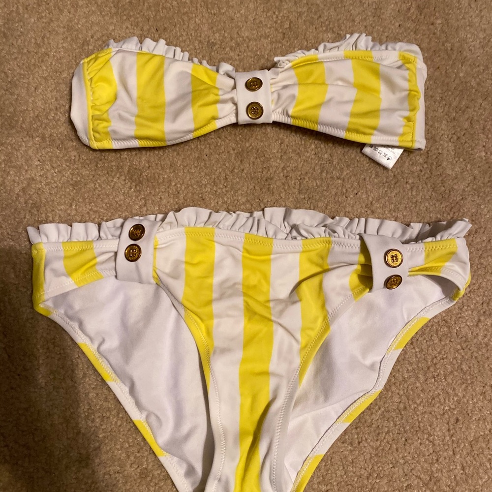 Bathing suit